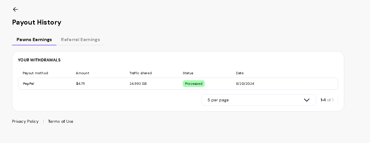Captura de tela do histórico de saques do Pawns.app com status processado, ilustrando a vantagem de liquidez no comparativo técnico com concorrentes.