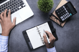 Onde comprar um notebook bom e barato: guia estratégico para profissionais de marketing e SEO