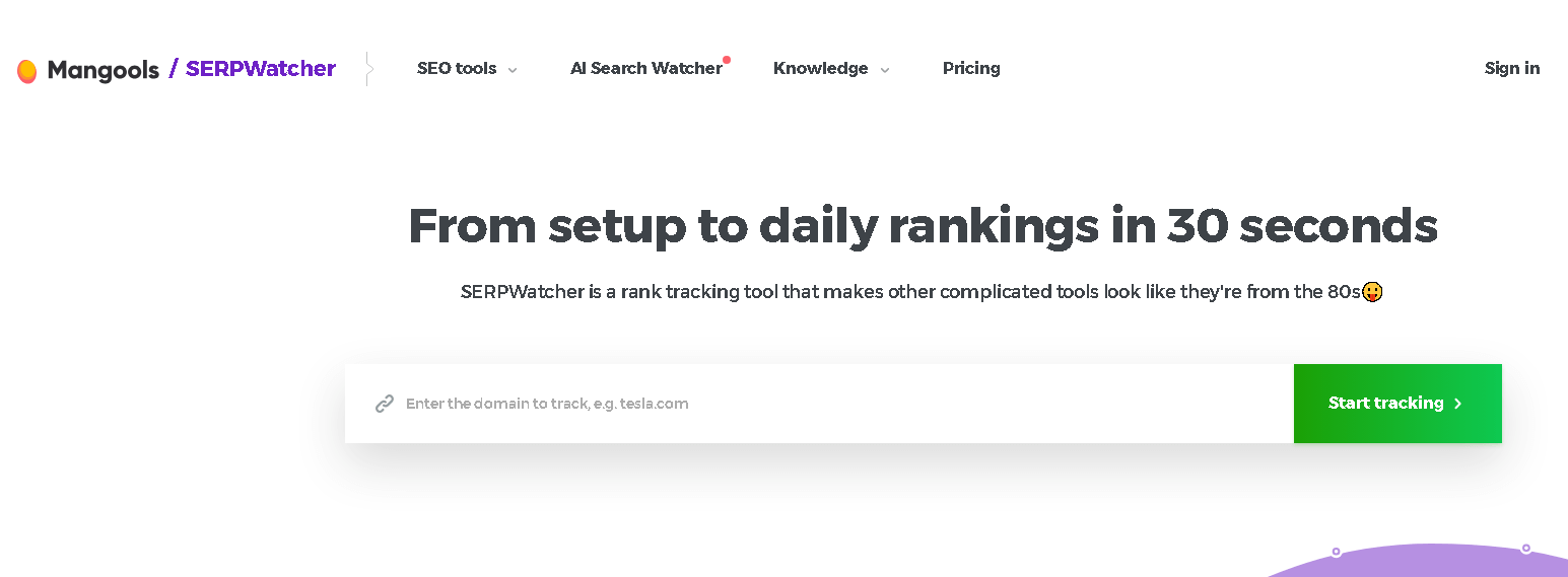 Página inicial da ferramenta SERPWatcher da Mangools mostrando o campo de entrada de domínio para iniciar o monitoramento de ranking diário.