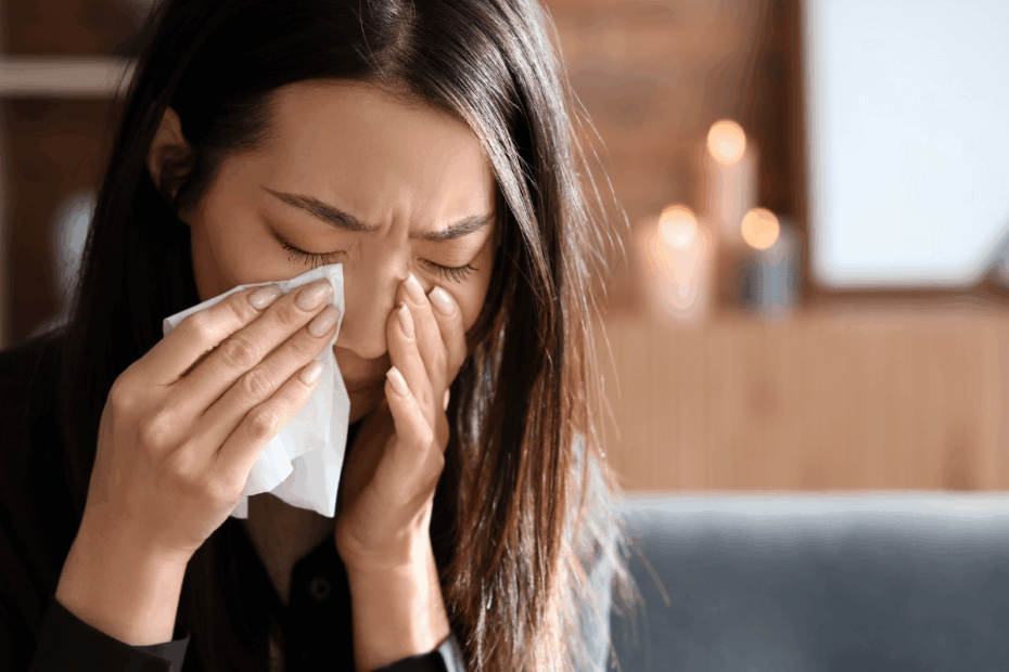 Mulher com expressão de choro segurando um lenço, representando a frustração de perder dinheiro ao não saber qual é a melhor ferramenta de SEO para o projeto.